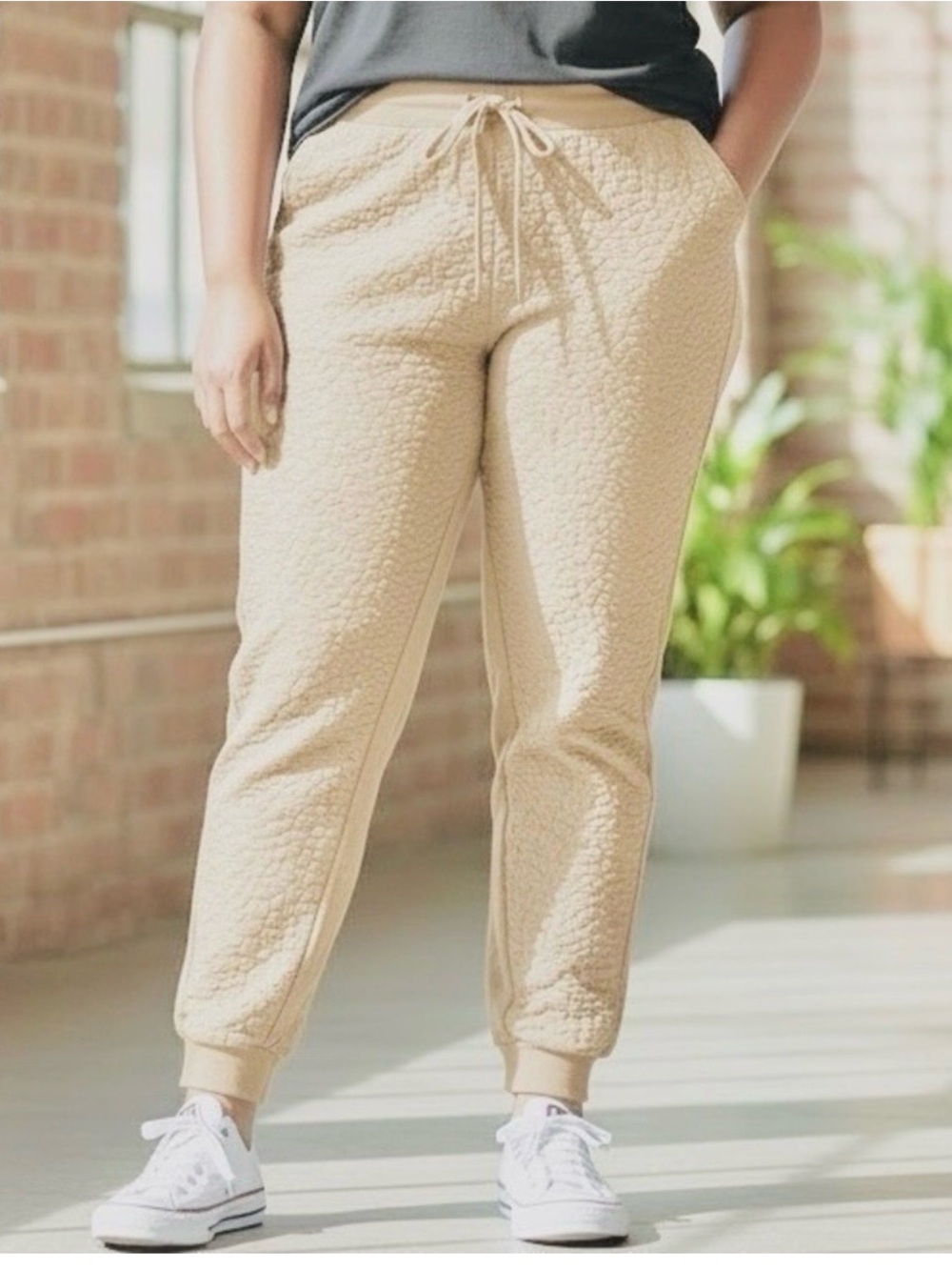 Women’s Quilted Drawstring Joggers in Light Beige in 1X